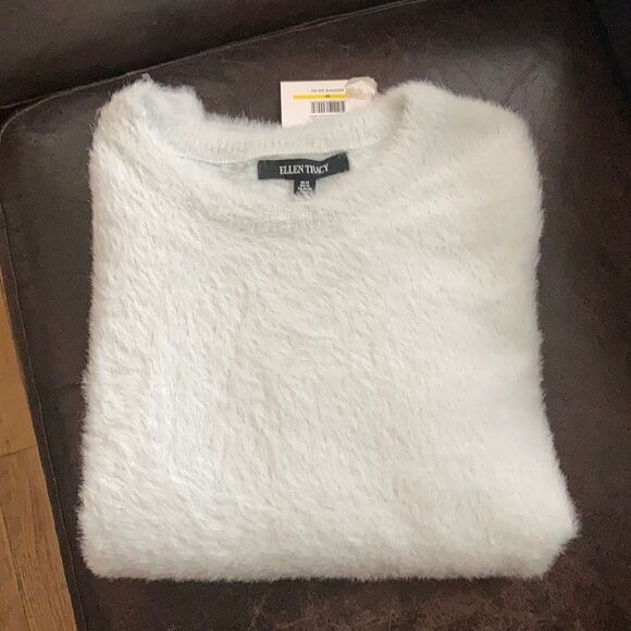 Ellen Tracy Fuzzy L/S Crew neck Sweater - Picture 6 of 6